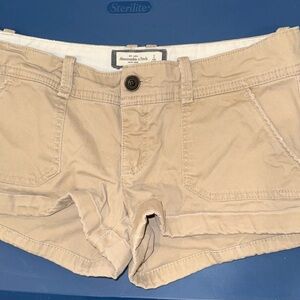 Abercrombie & Fitch Women's Beige Cargo Shorts